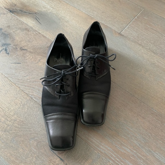 Linea Paolo Women’s satin and leather oxfords - Picture 2 of 8